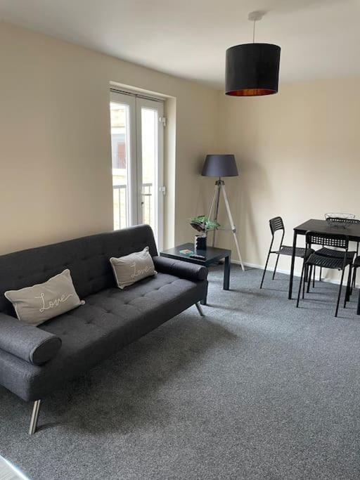 Lovely 1 Bedroom Studio Apartment - ميرثير تيدفيل المظهر الخارجي الصورة