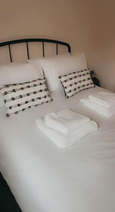 Lovely 1 Bedroom Studio Apartment - ميرثير تيدفيل المظهر الخارجي الصورة