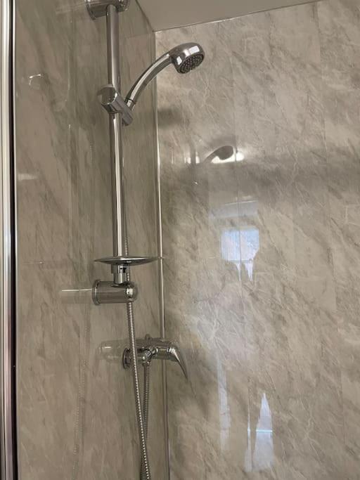 Lovely 1 Bedroom Studio Apartment - ميرثير تيدفيل المظهر الخارجي الصورة