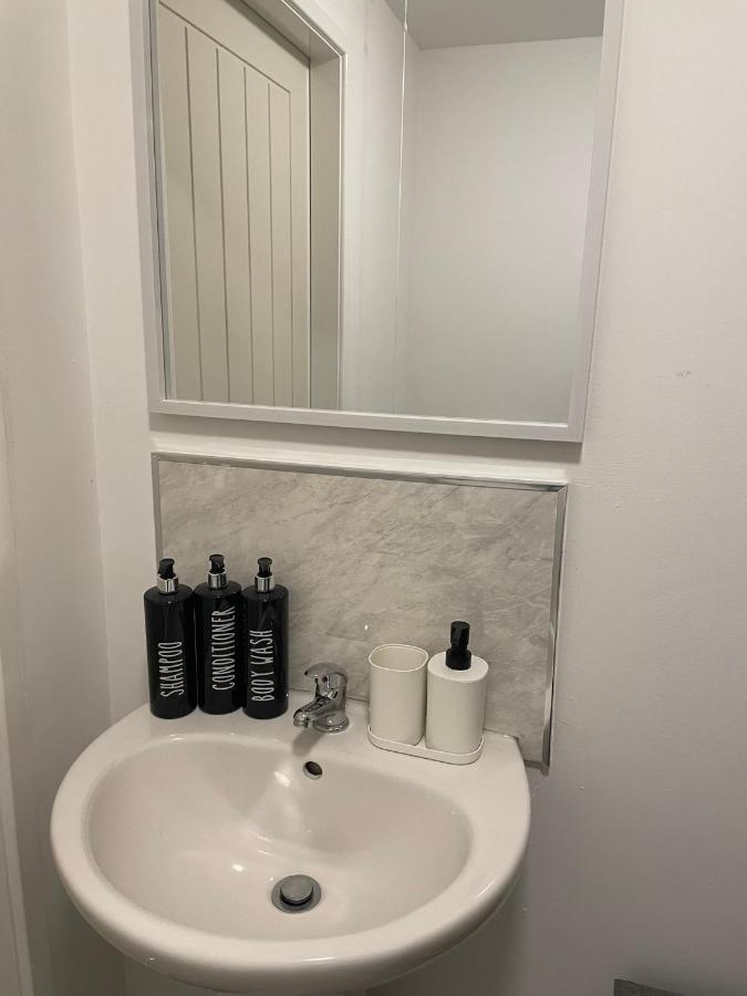 Lovely 1 Bedroom Studio Apartment - ميرثير تيدفيل المظهر الخارجي الصورة